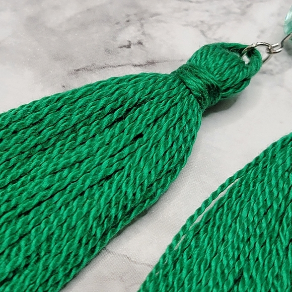 Handmade Tassel Earrings Green Thread Seafoam Green Bead Boho Hippie Chic - Picture 5 of 6